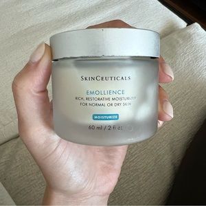 SkinCeuticals Emollience moisturizer